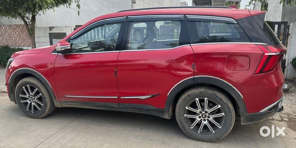 Mahindra Xuv700 2.2 Ax 7 Diesel At Luxury Pack Str, 2022, Diesel