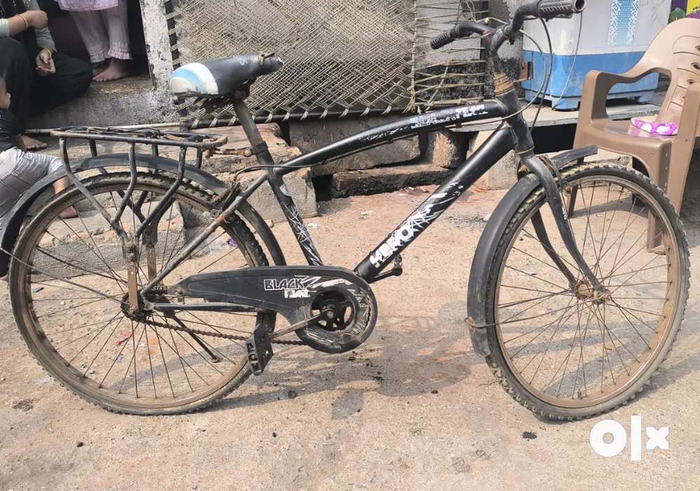 Hero black pearl cycle hotsell