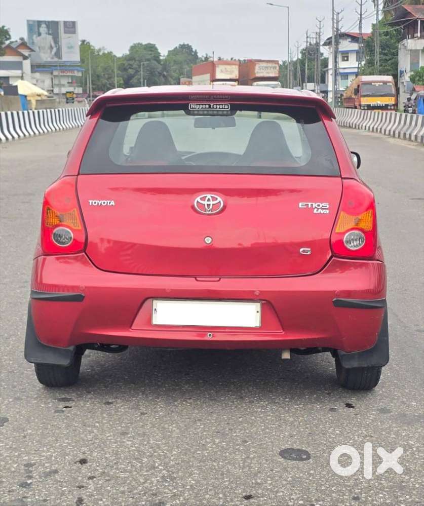 Toyota Etios Liva, 2012, Petrol