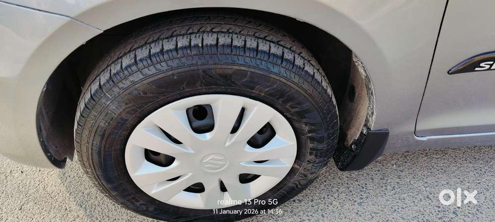 Maruti Suzuki Swift Lxi Option, 2017, Petrol