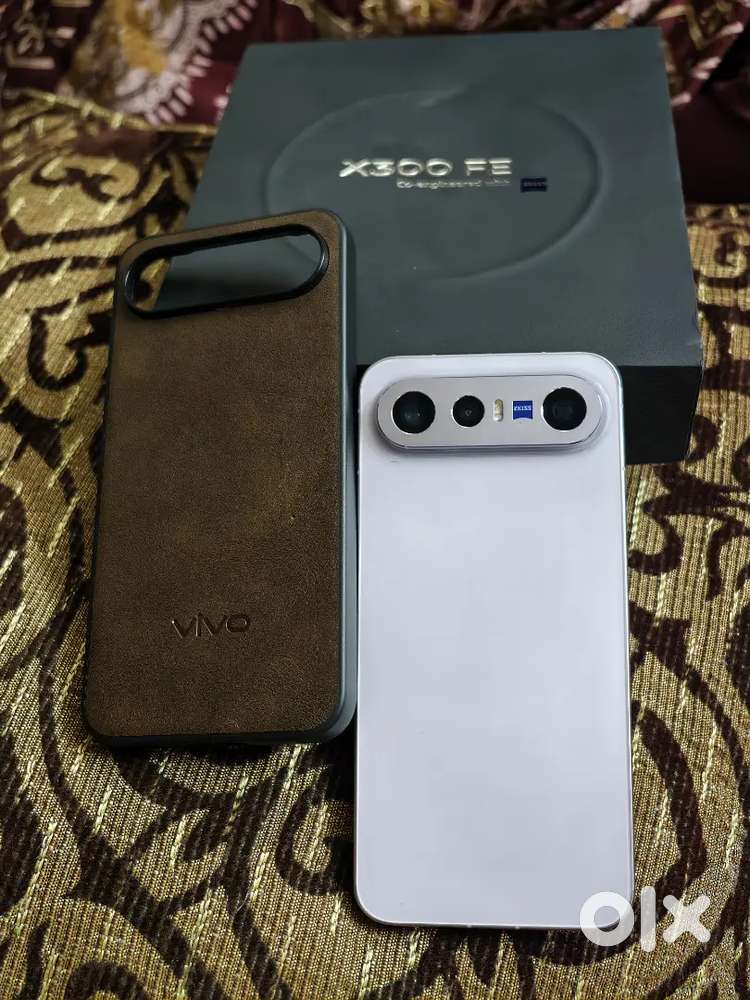Vivo X300 FE 12GB/256GB 6 Days Old  Brand New Condition Bill + Box