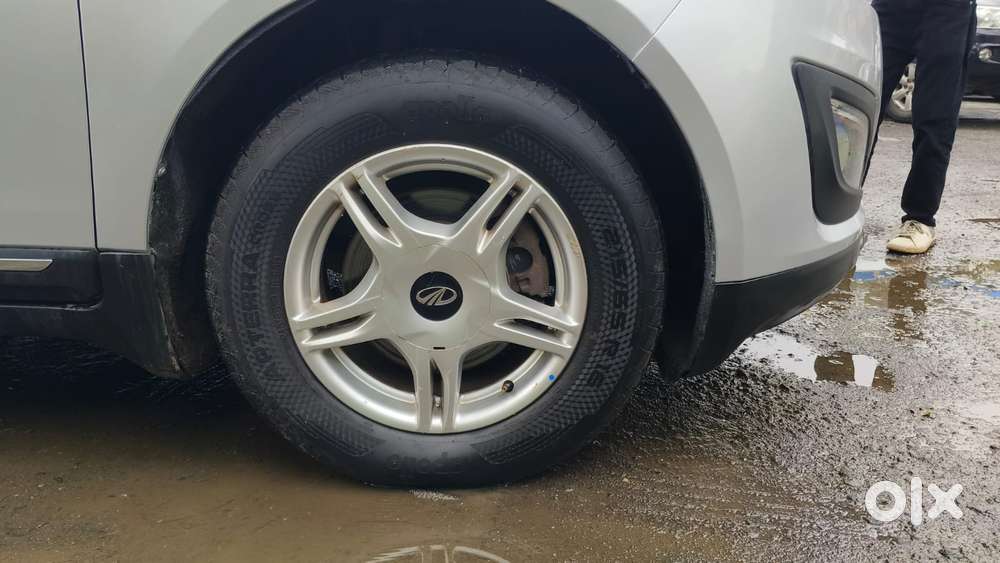 Mahindra Marazzo M6, 2018, Diesel