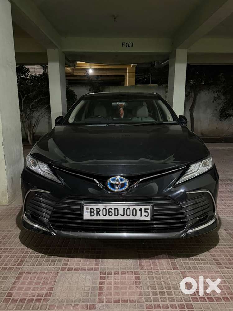 2023 Toyota Camry Hybrid