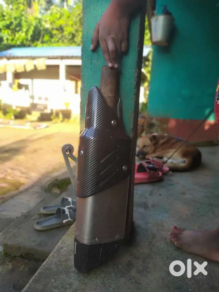 Akrapopic Exhaust  good condition