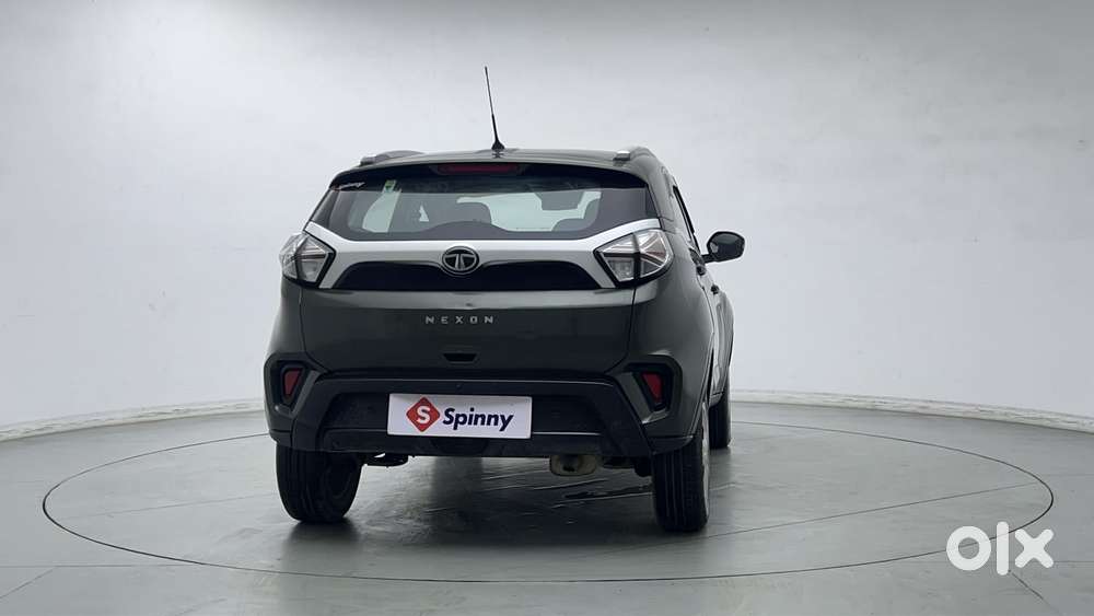 Tata Nexon 1.2 Revotron Xma Amt (s), 2022, Petrol