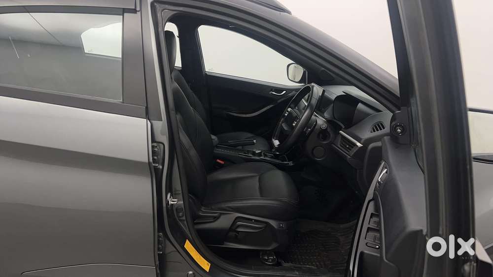 Tata Nexon Fearless Plus S 1.2 Revotron Petrol 7 Dca  Dt, 2024, Petr..