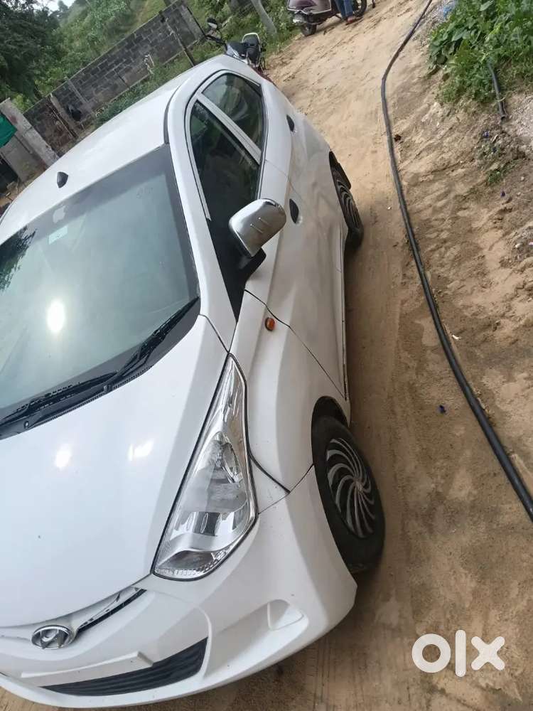 Hyundai Eon Magna 2015 Petrol