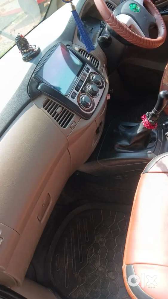 Toyota Innova 2015