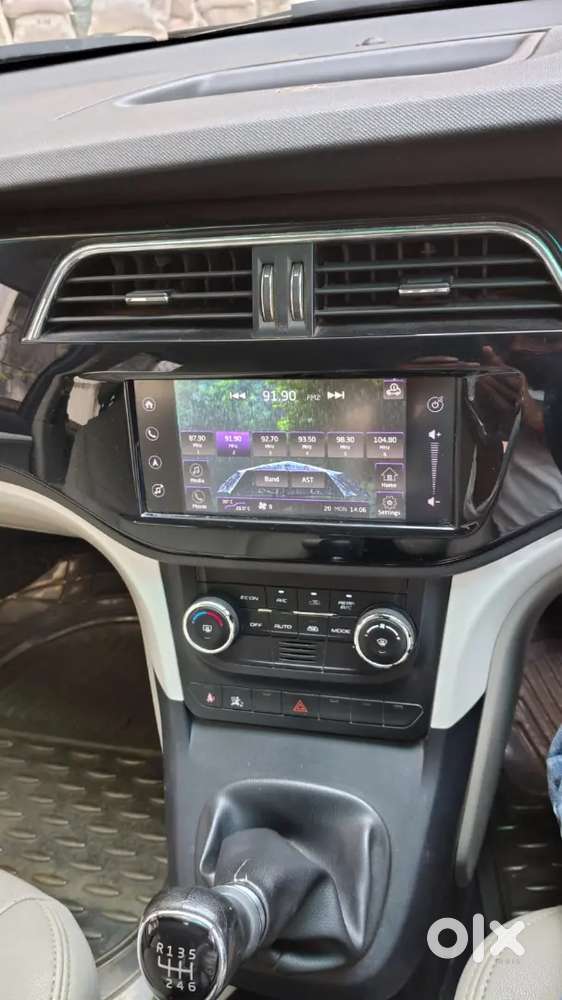 Mahindra Marrazzo M8 7st