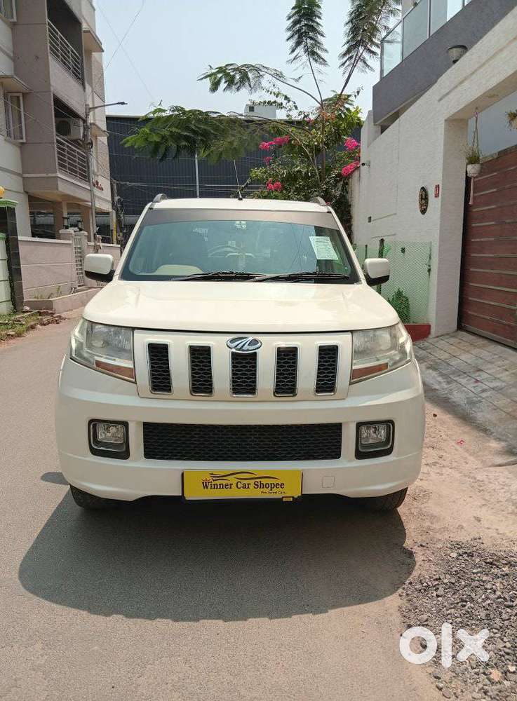 Mahindra Tuv 300 T8, 2016, Diesel