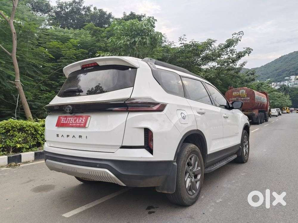 Tata Safari Pure Plus S, 2024, Diesel