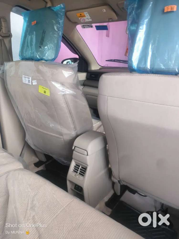 Maruti Suzuki Ertiga 2025 Petrol 702 Km Driven