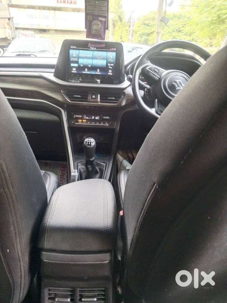 Maruti Suzuki Brezza Zxi Plus Smart Hybrid, 2024, Petrol