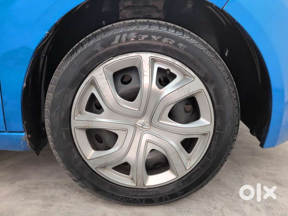 Tata Altroz 1.2 Xt, 2022, Petrol