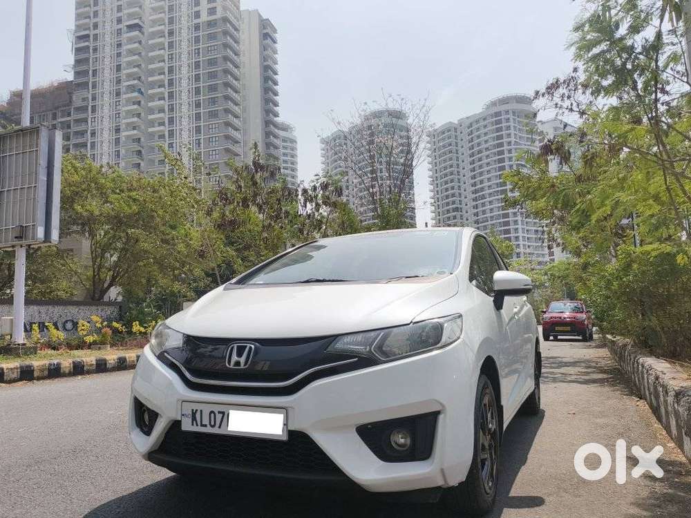 Honda Jazz V Mt Privilege, 2017, Petrol