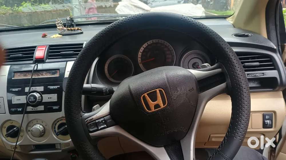Honda City Petrol 2011 With 90000 Km Driven
