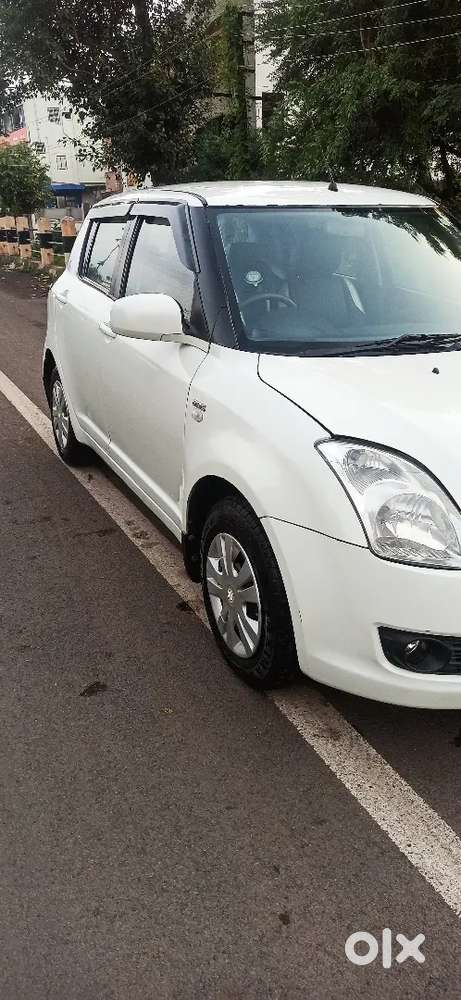 Urgent Sell Maruti Suzuki Swift 2011 Deisel