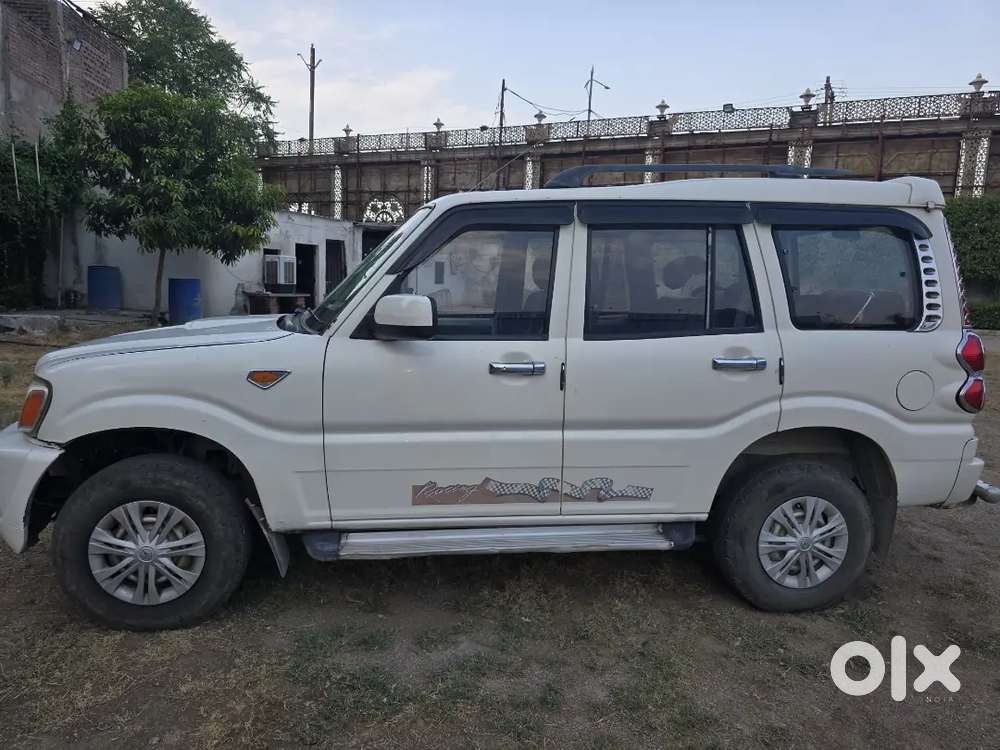 Mahindra Scorpio 2012 Diesel Well Maintained
