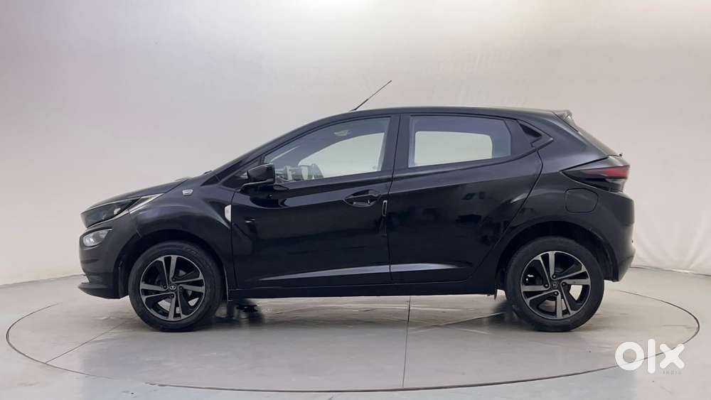 Tata Altroz 1.2 Xz Plus Dark Edition, 2021, Petrol