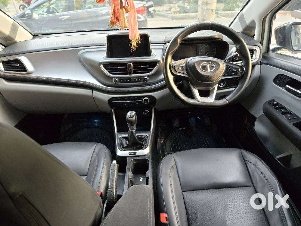 Tata Altroz Xz, 2020, Petrol