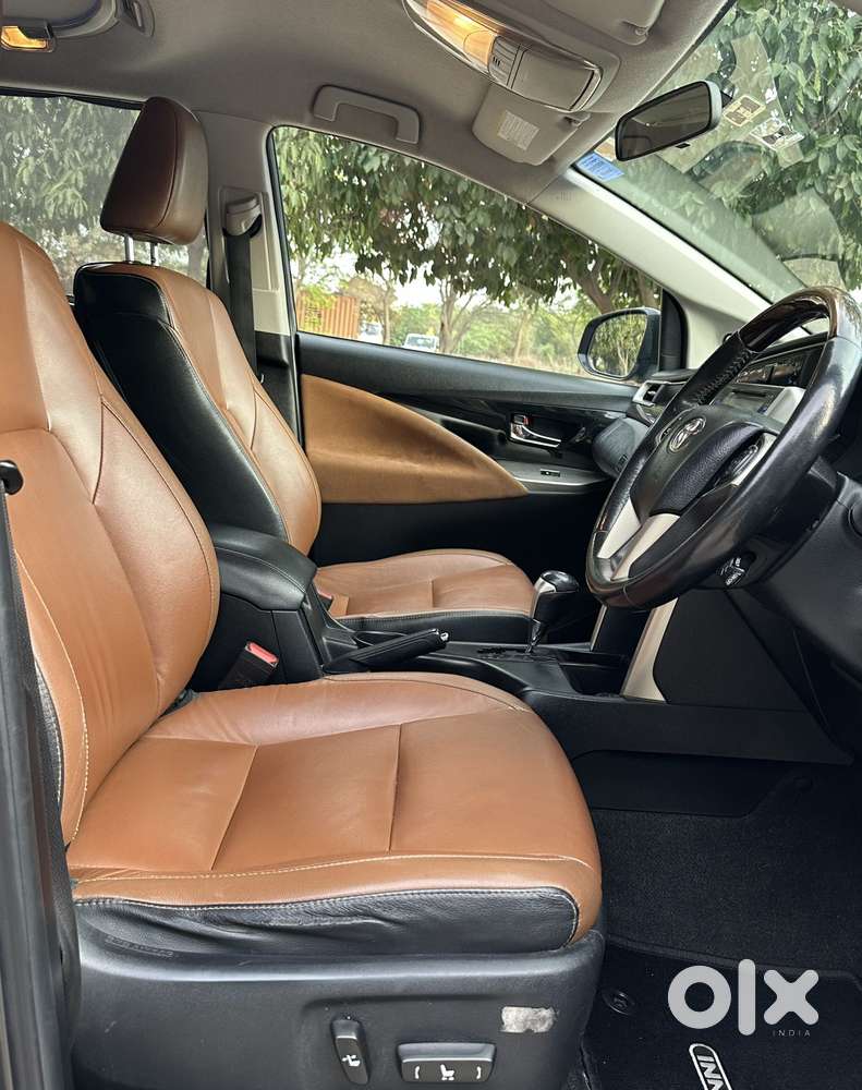 Toyota Innova Crysta 2.7 Zx At, 2017, Petrol