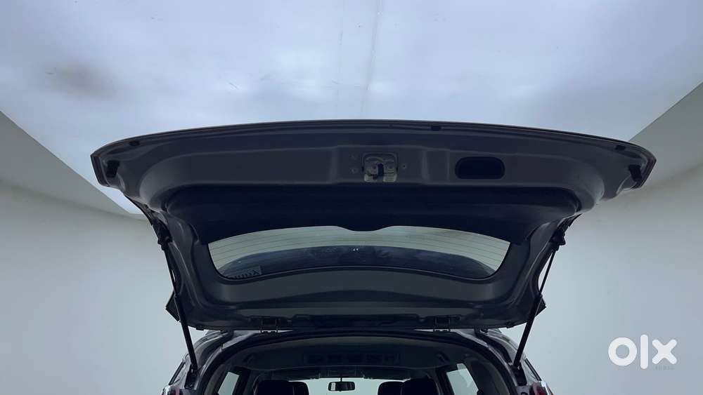 Maruti Suzuki Xl6 1.5 Alpha At, 2021, Petrol
