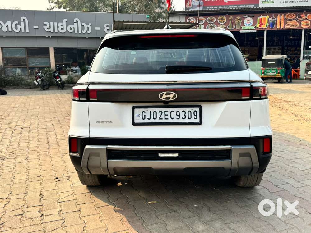 Hyundai I20 Asta 1.4 At With Avn, 2022, Petrol