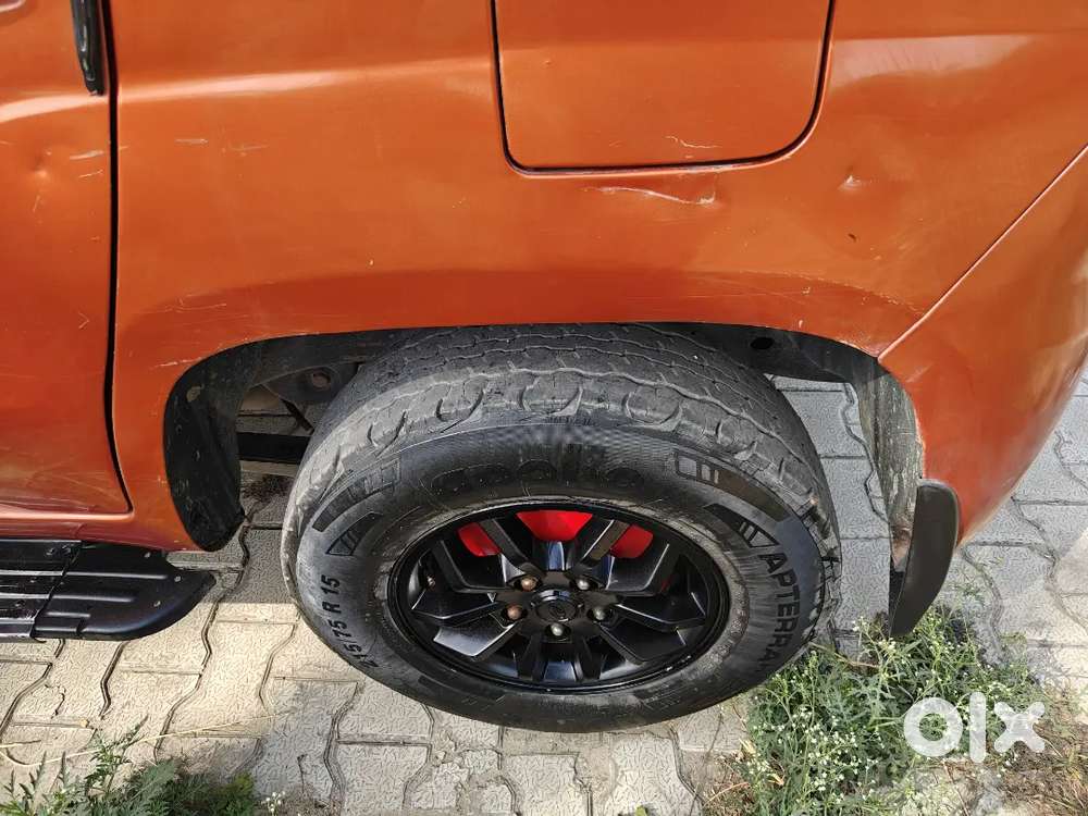 Mahindra Tuv 300 2016 Diesel 162887 Km Driven