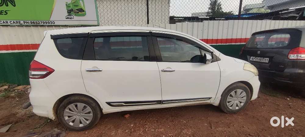 Maruti Suzuki Ertiga Zdi 2016