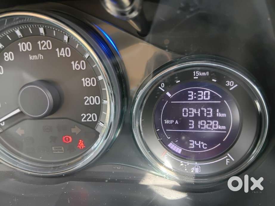 Honda City I-vtec V, 2020, Petrol