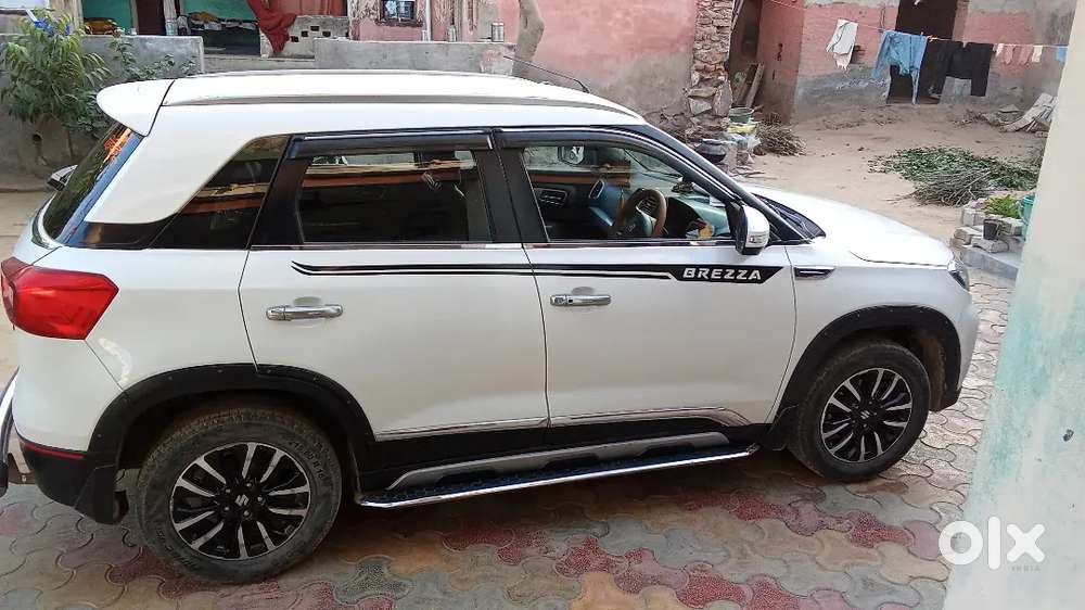Maruti Suzuki Brezza 2021 Petrol 42000 Km Driven