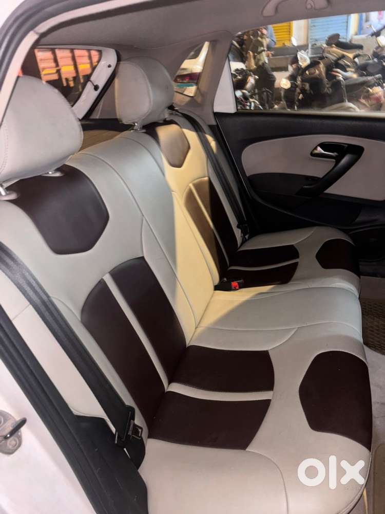 Volkswagen Polo Petrol Manual 2012