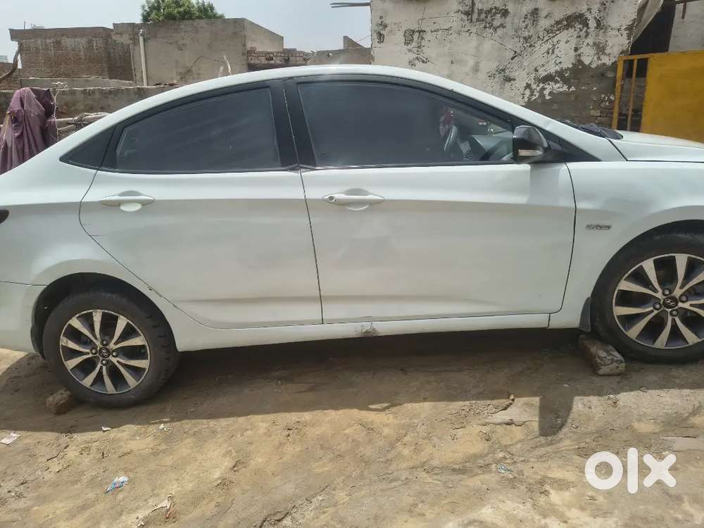 Hyundai Fluidic Verna 2013