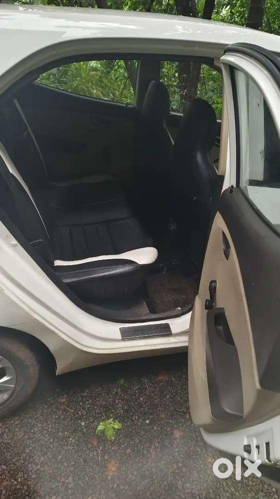 Hyundai Eon 2014 Petrol Well Maintained ( Full Company Service)
