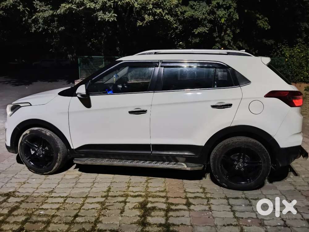 Hyundai Creta 2017 Petrol Sx Plus Top Model 75000 Km Driven