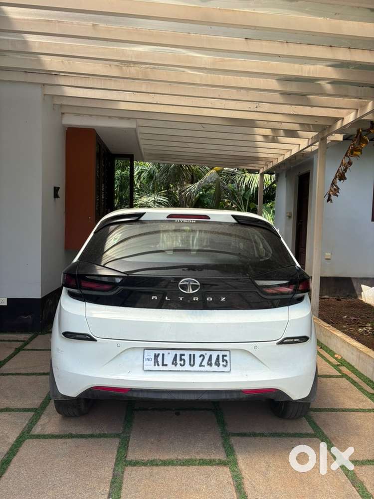 Tata Altoz Petrol 2020