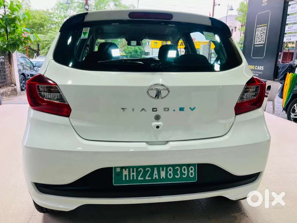 Tata Tiago Xza, 2018, Petrol