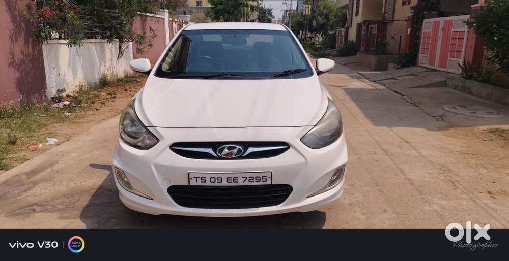 Hyundai Verna Fluidic 1.6 Sx Crdi Opt At, 2015, Diesel