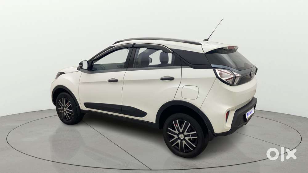 Tata Nexon 1.2 Revotron Xm (s), 2022, Diesel