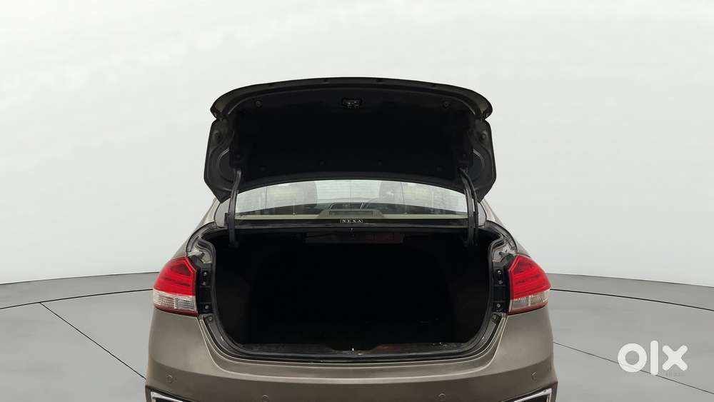 Maruti Suzuki Ciaz 1.5 Alpha Shvs Petrol, 2021, Petrol