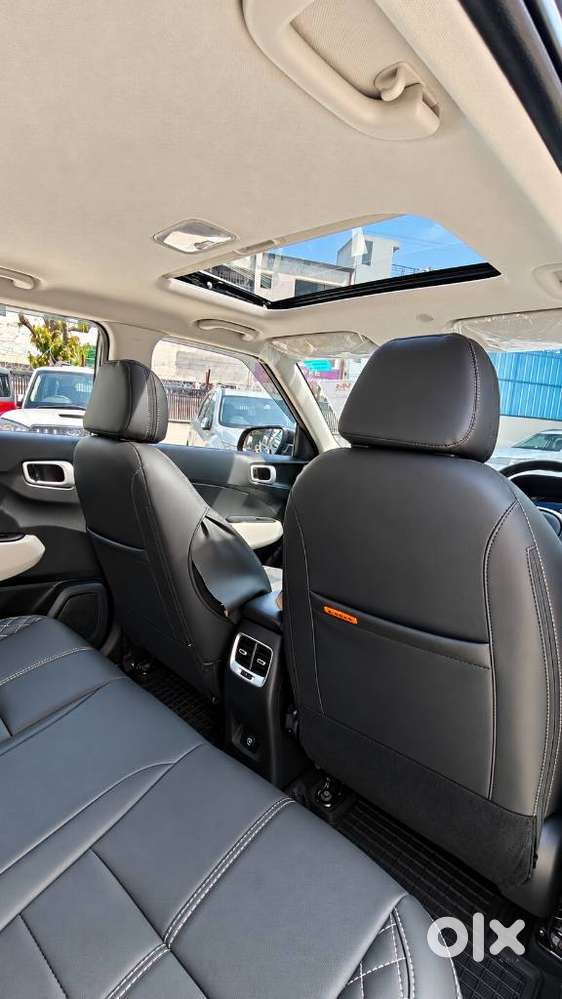 Hyundai Venue 1.0 S (o) Turbo Dct, 2024, Petrol