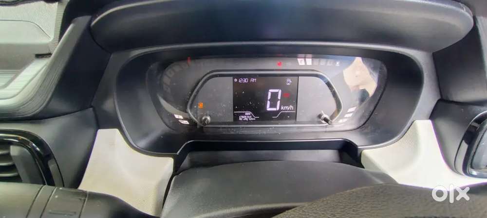 Tata Punch Pure Icng 2025