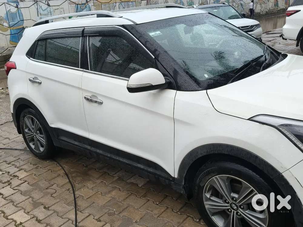 White Colour Creta