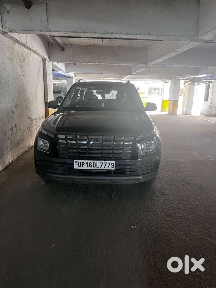 Hyundai Venue 2022 Petrol Good Condition