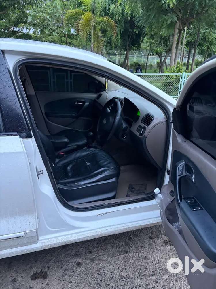Skoda Rapid Tsi Active 2012