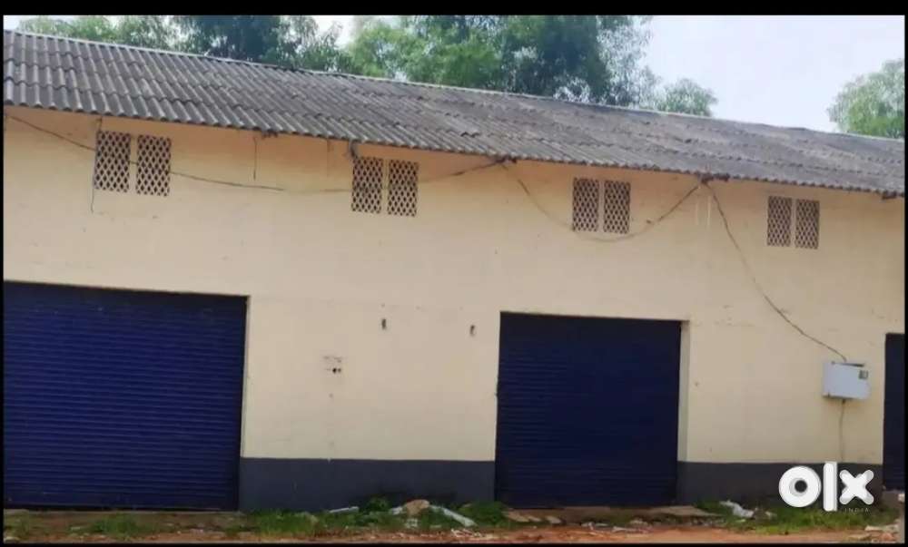 Godown/ warehouse space for rent at Changanasseri