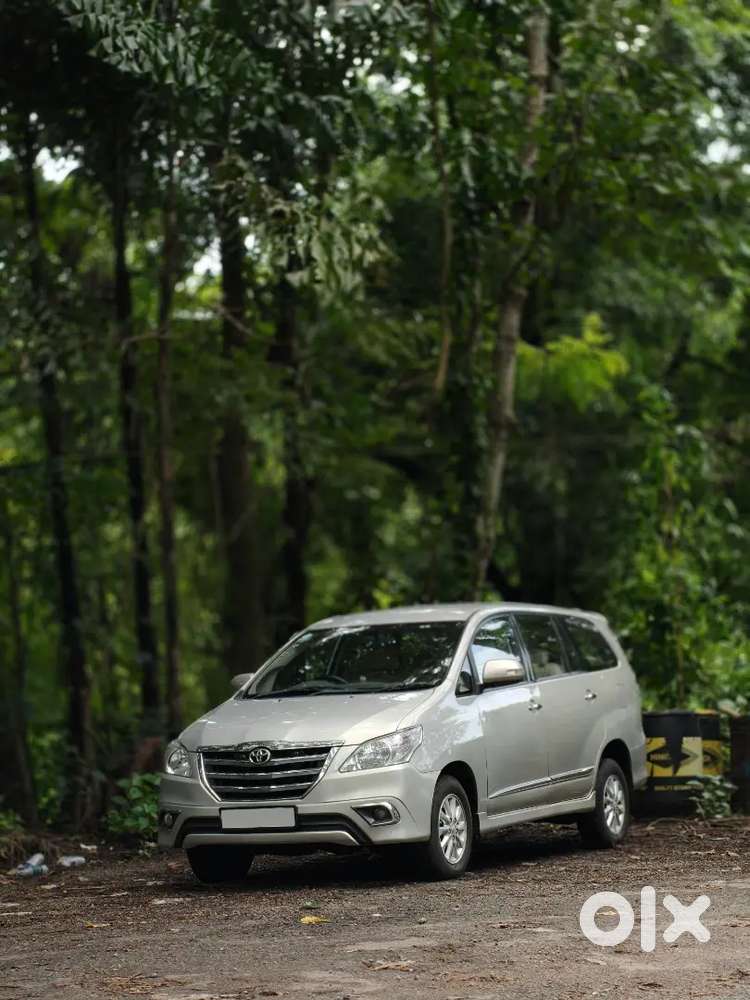 Toyota Innova 2014 Diesel Well Maintained