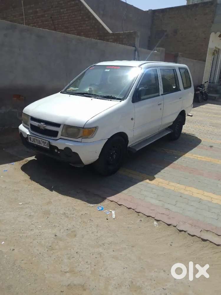 Tavera Hai 2012 Modal Jo Sell Karni Hai