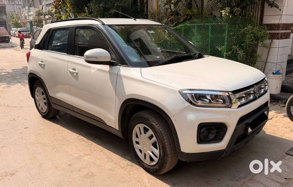 Maruti Suzuki Brezza 1.5 Vxi Cng, 2020, Cng & Hybrids