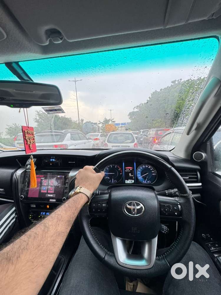 Toyota Fortuner Diesel 2024